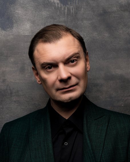 Константин Константинов