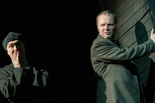 фотография КАРАМАЗОВЫ