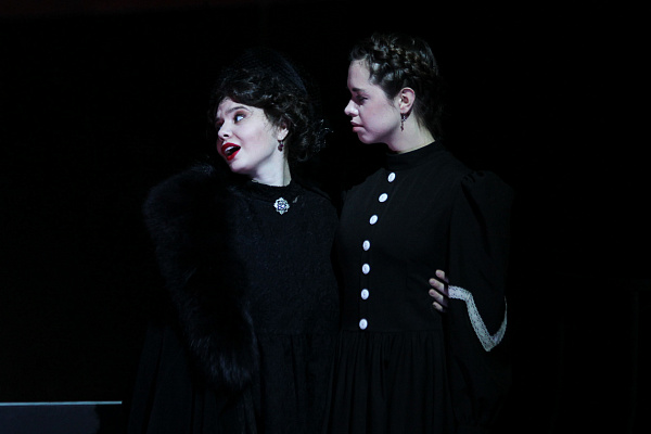 фотография Бесы