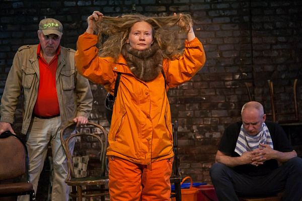 фотография Машина едет к морю